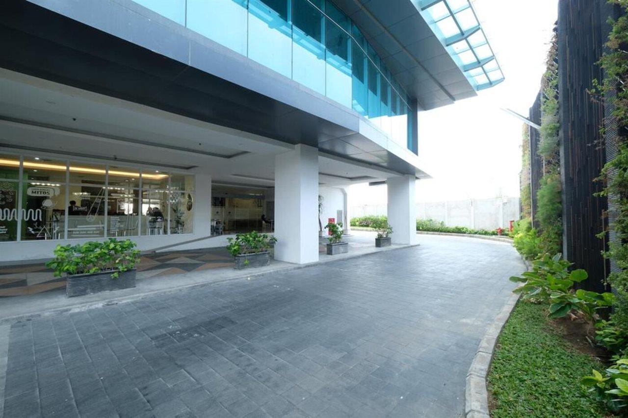 Collection O 15 Taman Melati Merr Surabaya Exterior foto